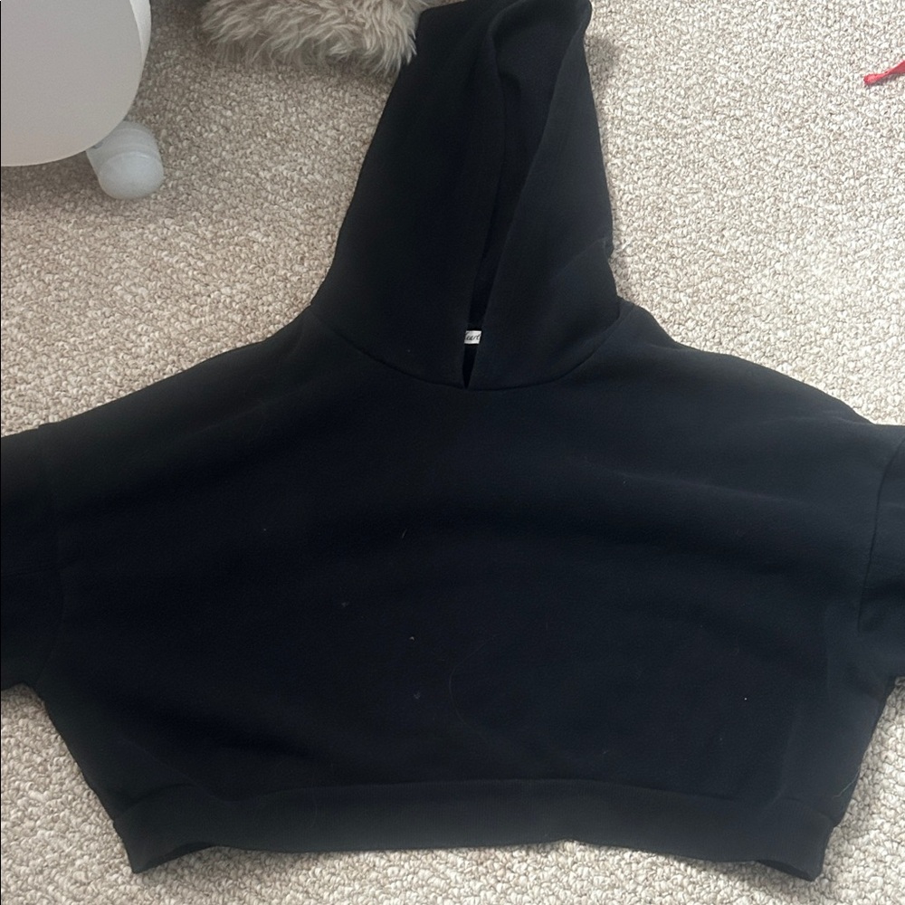 Heart & Hips Black Cropped Hoodie